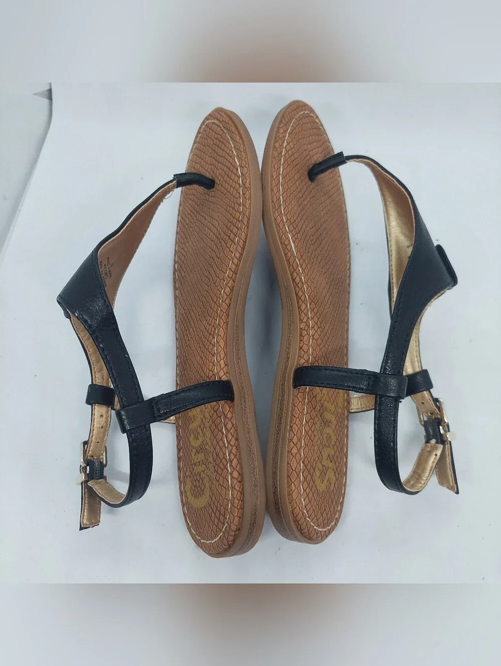 Circus By Sam Edelman Carolina Thong Sandals Black Flats Womens size 5.5M